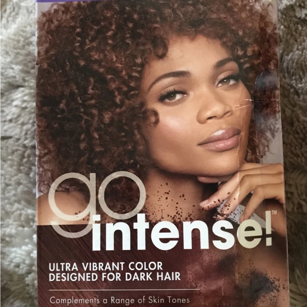 Dark & Lovely Go Intense! Ultra Vibrant Hair Color On Dark Hair - 66 Spicy Red